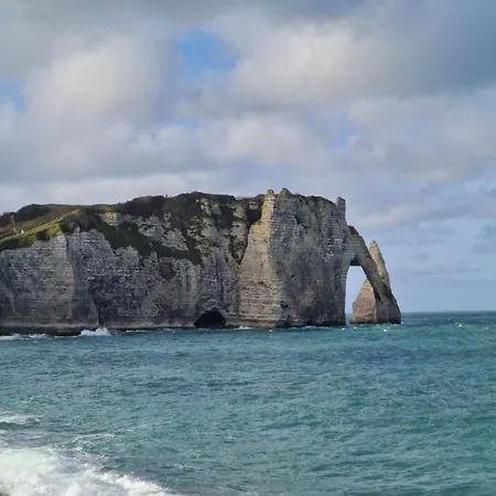 Maison Avec Jardin Et Parking Gratuit Étretat Buitenkant foto